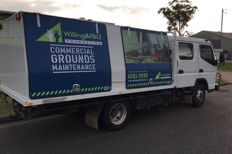 Vehicle signs & wraps by Digital Signs & Printing Port Macquarie